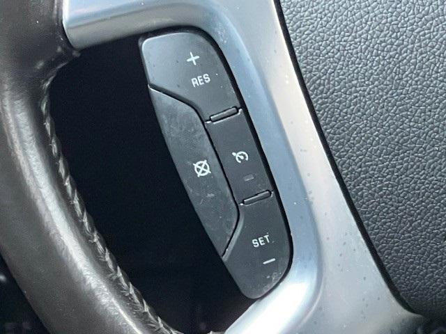 Photo of 2017 Summit White Chevrolet Traverse
