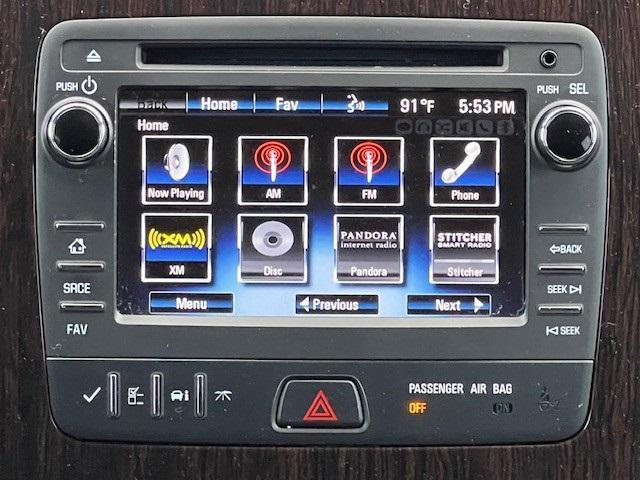 Photo of 2017 Summit White Chevrolet Traverse