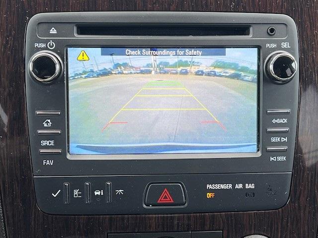 Photo of 2017 Summit White Chevrolet Traverse