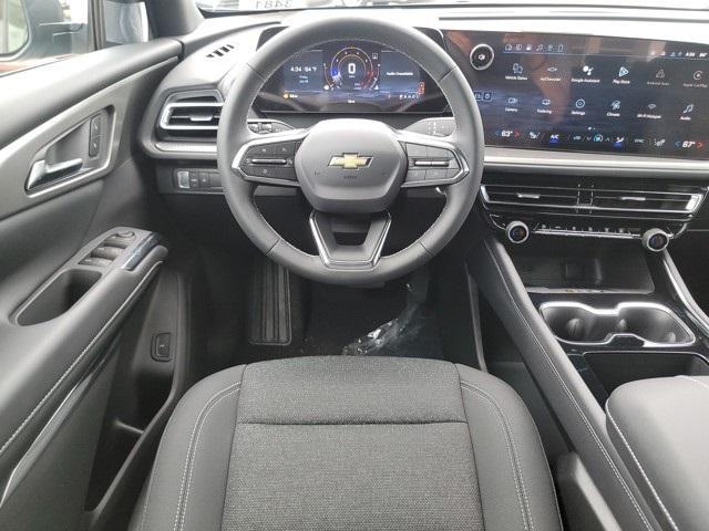 Photo of 2026 Lakeshore Blue Metallic Chevrolet Traverse
