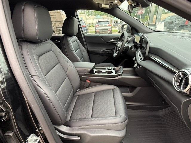 Photo of 2026 Mosaic Black Metallic Chevrolet Equinox