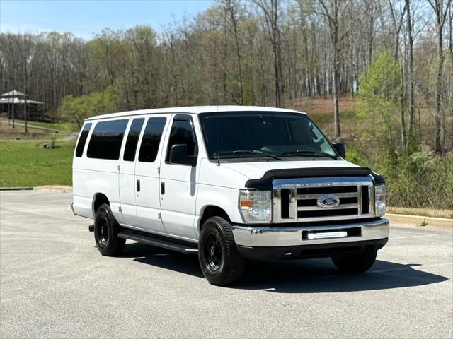 2014 Ford E350 Super Duty