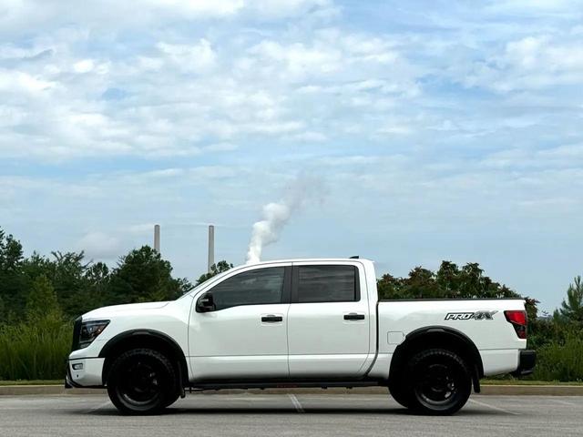 Photo of 2023 Glacier White Nissan Titan