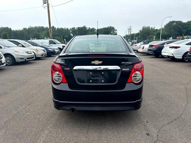 Photo of 2014 Black Chevrolet Sonic