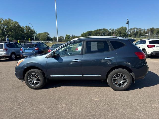 Photo of 2012 Blue Nissan Rogue