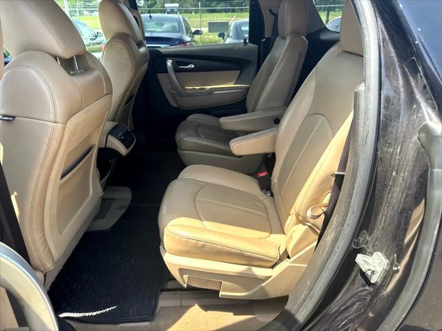 Photo of 2011 Burgundy GMC Acadia