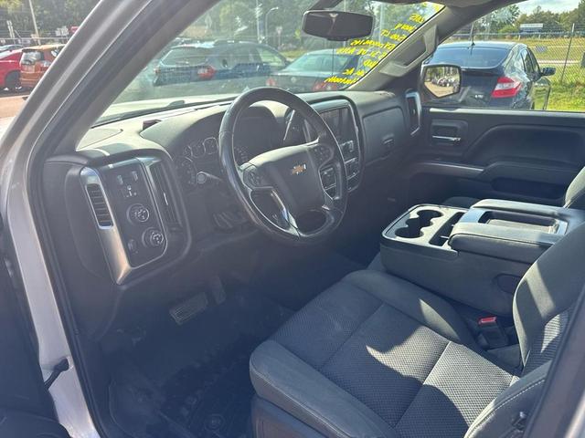Photo of 2015 Silver Chevrolet Silverado 1500