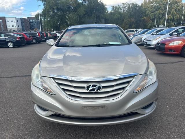 Photo of 2011 Gold Hyundai SONATA