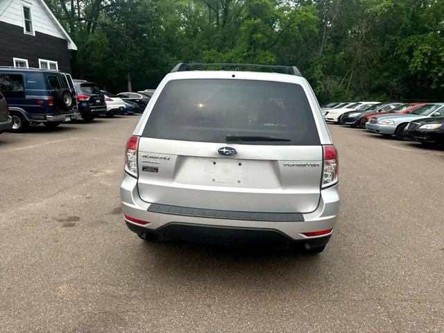Photo of 2010 Silver Subaru Forester
