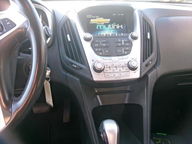 Photo of 2015 Gold Chevrolet Equinox