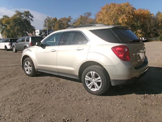 Photo of 2015 Gold Chevrolet Equinox