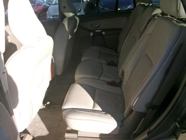 Photo of 2010 Gray Volvo XC90