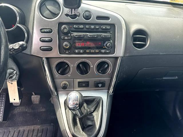 Photo of 2003 Black Pontiac Vibe