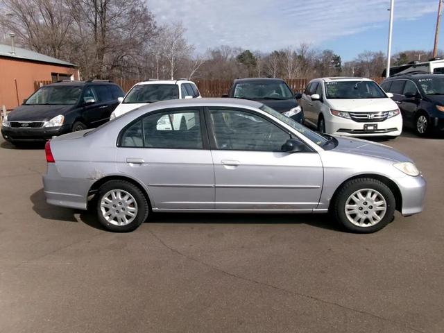 Photo of 2005 Silver Honda Civic