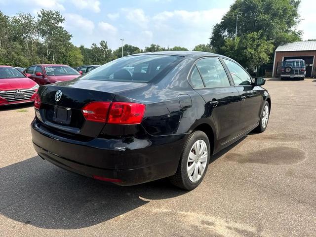 Photo of 2011 Black Volkswagen Jetta