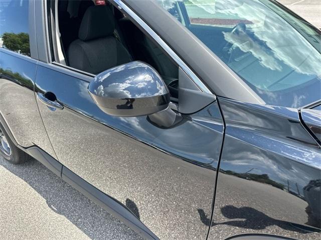 Photo of 2024 Black Nissan Rogue