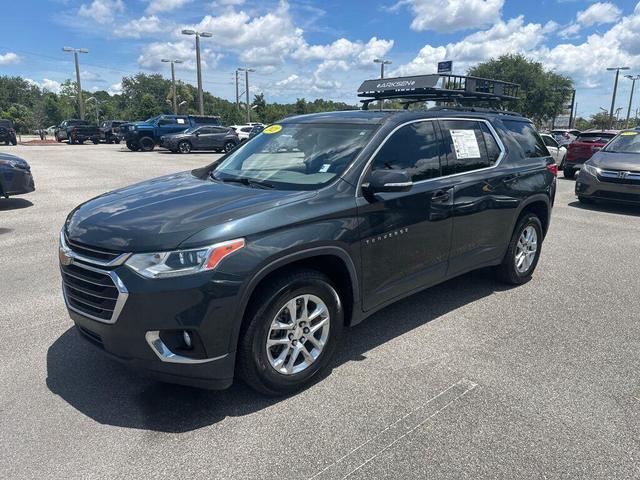 Photo of 2021 Graphite Metallic Chevrolet Traverse