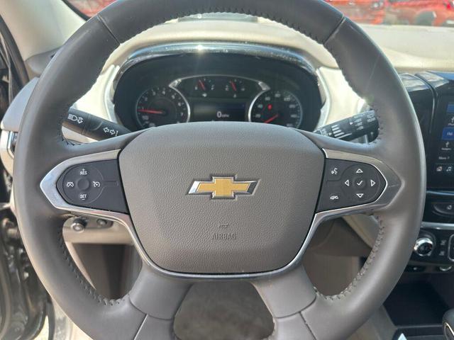 Photo of 2021 Graphite Metallic Chevrolet Traverse
