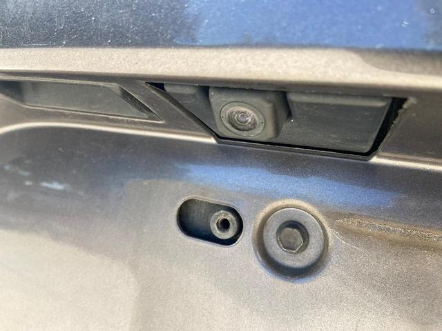 Photo of 2023 Gray Toyota Sienna
