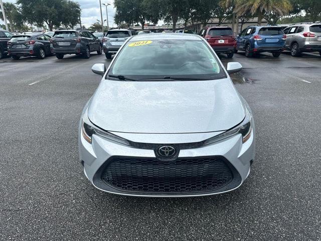 Photo of 2021 Classic Silver Metallic Toyota Corolla