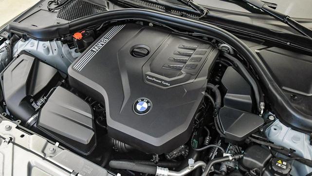 Photo of 2025 Brooklyn Gray Metallic BMW 230