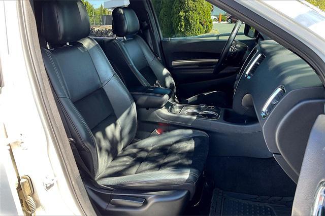 Photo of 2016 Bright White Clearcoat Dodge Durango