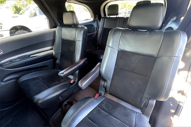 Photo of 2016 Bright White Clearcoat Dodge Durango