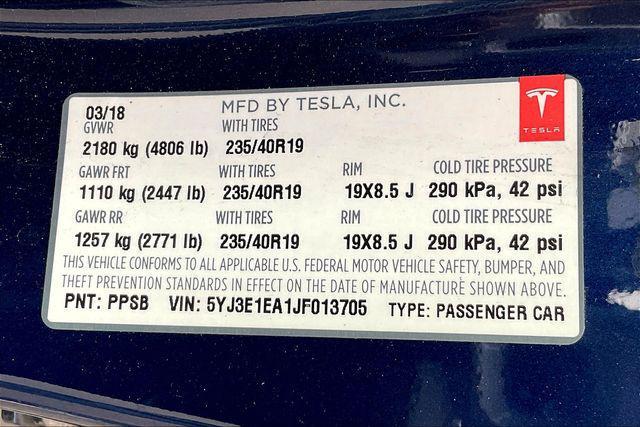 Photo of 2018 Deep Blue Metallic Tesla Model 3