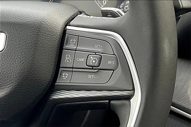 Photo of 2025 Baltic Gray Metallic Clearcoat Jeep Grand Cherokee L