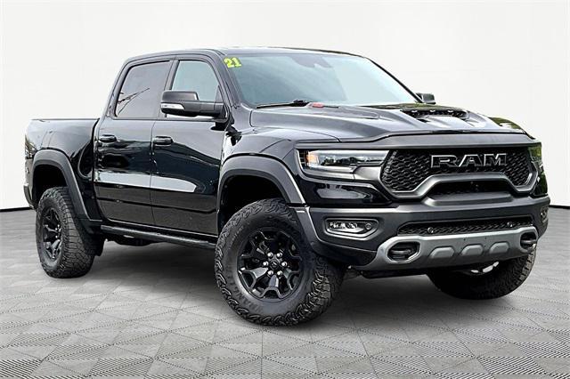 Photo of 2021 Diamond Black Crystal Pearlcoat RAM 1500
