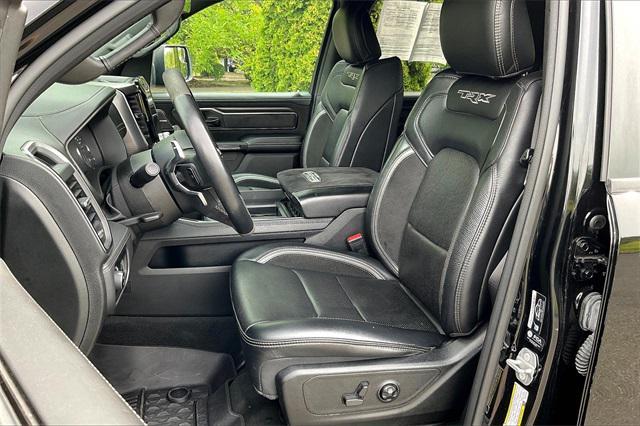 Photo of 2021 Diamond Black Crystal Pearlcoat RAM 1500