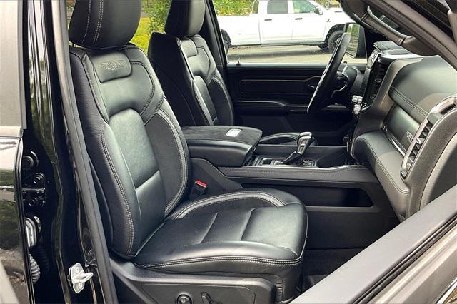 Photo of 2021 Diamond Black Crystal Pearlcoat RAM 1500