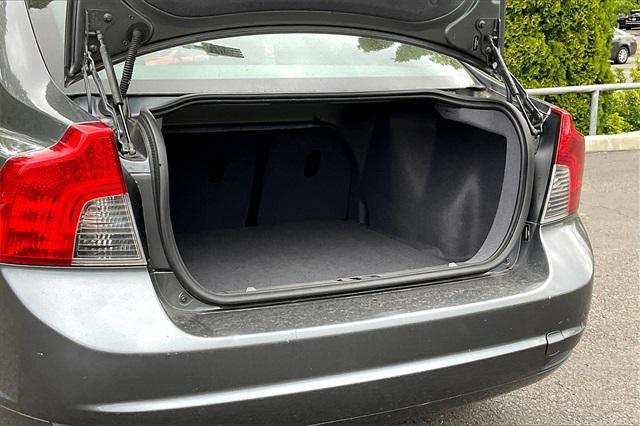 Photo of 2008 Barents Blue Metallic Volvo S40