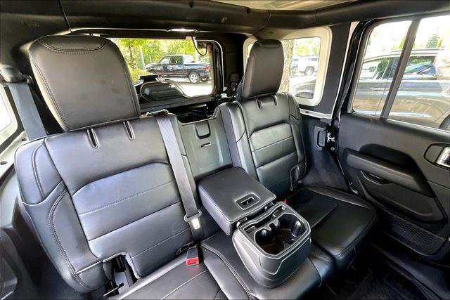 Photo of 2019 Black Clearcoat Jeep Wrangler Unlimited