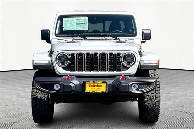 Photo of 2025 Bright White Clearcoat Jeep Gladiator