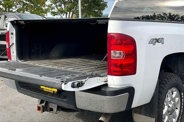 Photo of 2011 Summit White Chevrolet Silverado 3500