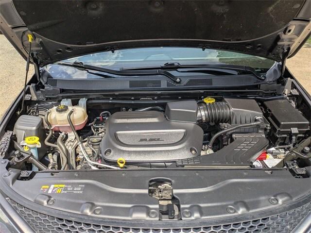 Photo of 2023 Granite Crystal Metallic Clearcoat Chrysler Voyager