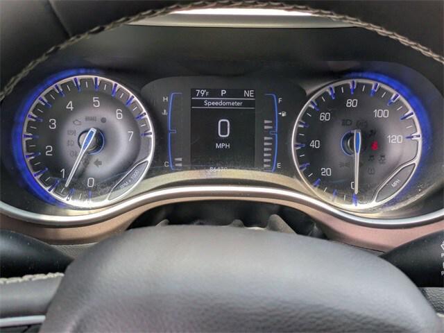 Photo of 2023 Granite Crystal Metallic Clearcoat Chrysler Voyager