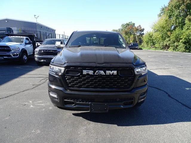Photo of 2026 Diamond Black Crystal Pearlcoat RAM 1500