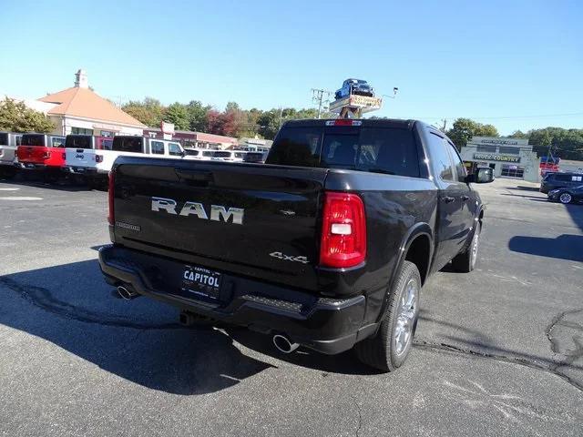 Photo of 2026 Diamond Black Crystal Pearlcoat RAM 1500