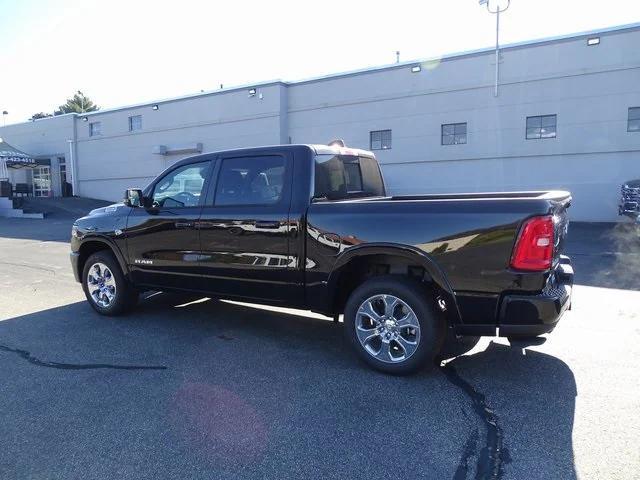 Photo of 2026 Diamond Black Crystal Pearlcoat RAM 1500