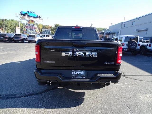 Photo of 2026 Diamond Black Crystal Pearlcoat RAM 1500