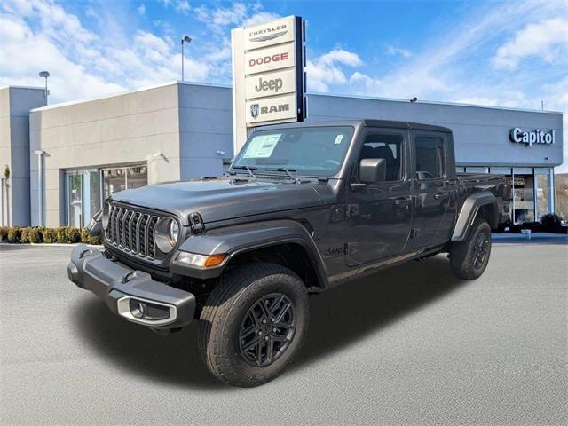 Photo of 2025 Granite Crystal Jeep Gladiator