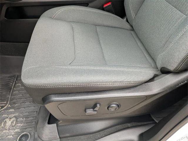 Photo of 2023 Bright White Clearcoat RAM 1500