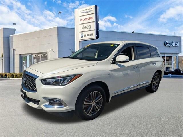 Photo of 2020 Majestic White INFINITI QX60