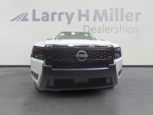 Photo of 2025 Glacier White Nissan Frontier
