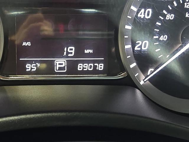 Photo of 2013 Red Brick Nissan Sentra