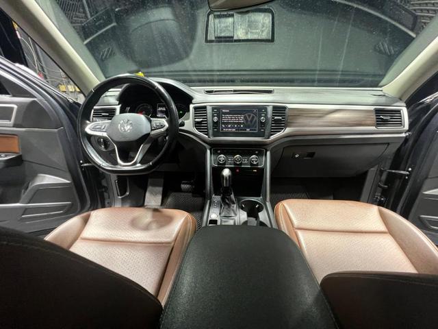 Photo of 2021 Platinum Gray Metallic Volkswagen Atlas