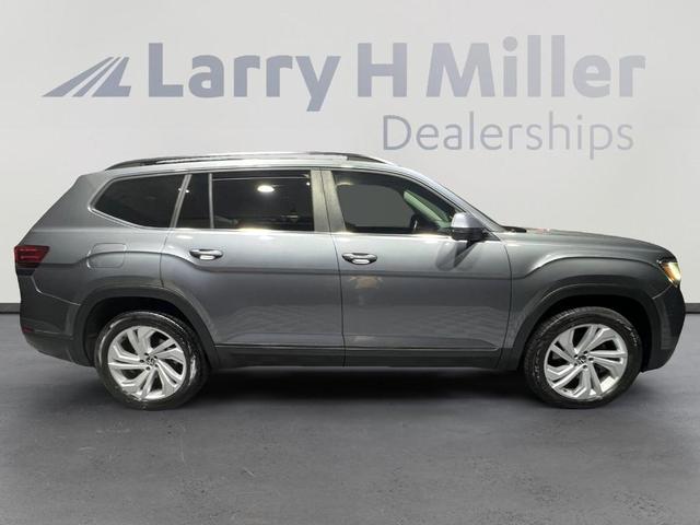 Photo of 2021 Platinum Gray Metallic Volkswagen Atlas