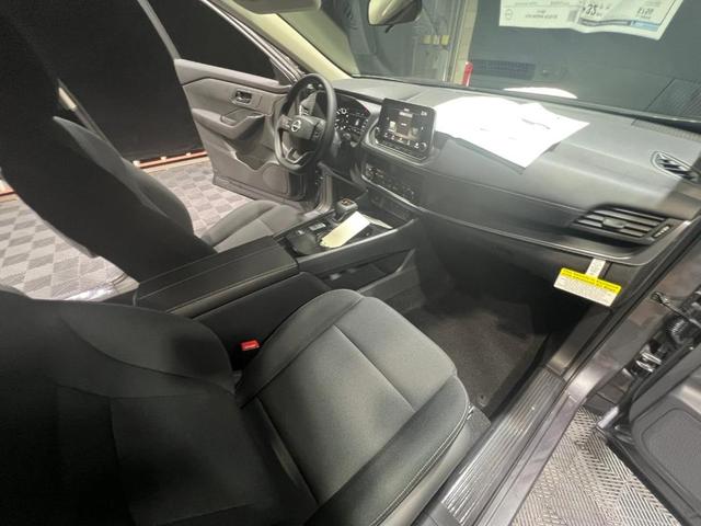 Photo of 2026 Gun Metallic Nissan Rogue